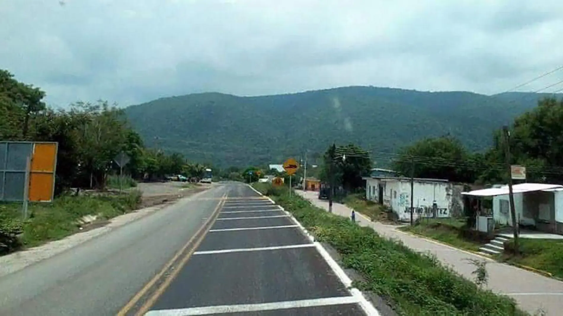 CARRETERA A CALMECA 01 ATA